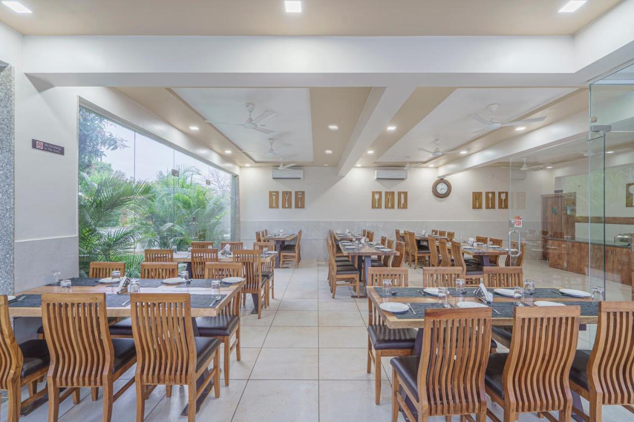 Talala Sterling Gir酒店 外观 照片
